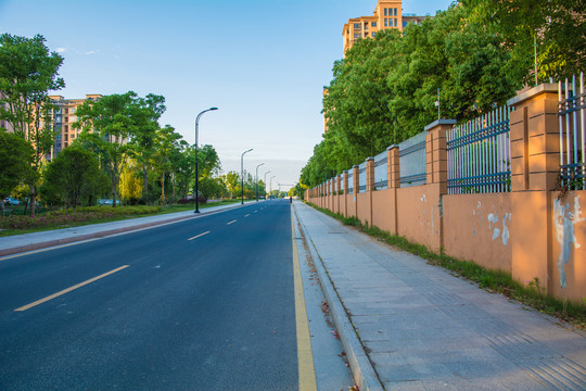 小区马路