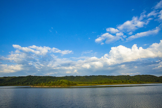 山顶湖泊