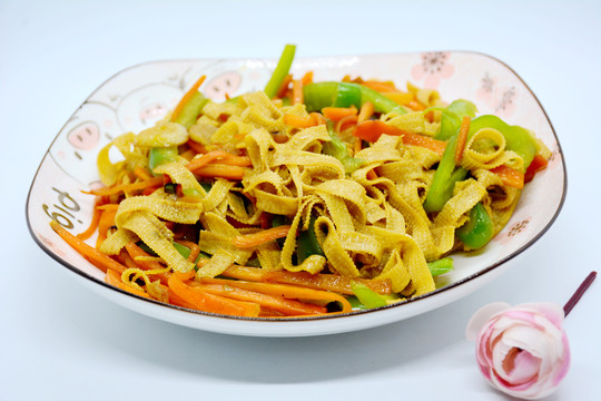 豆腐皮炒三丝