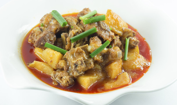 土豆烧排骨