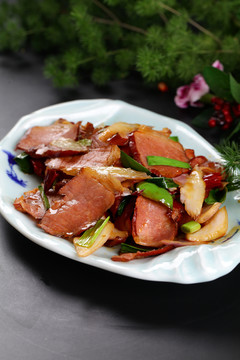 回锅腊肉