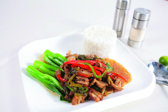 梅菜烧肉饭