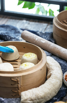 甜点蛋黄酥