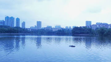 水岸新城