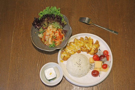鸡排饭