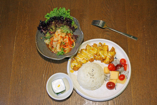 鸡排扒饭