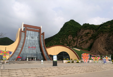 关山草原旅游景点