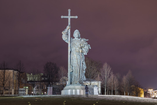 尤里·多尔哥鲁基大公雕像