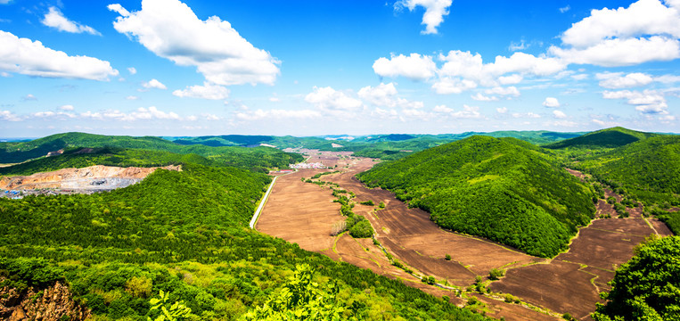 青山远眺