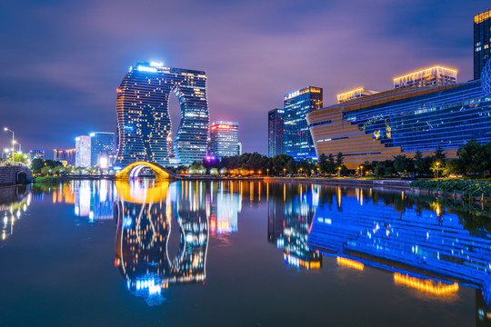 杭州低碳科技馆和杭州印夜景