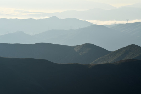 水墨远山