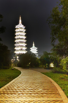 塔