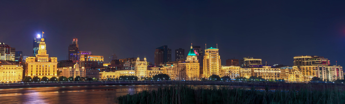 上海外滩夜景全景