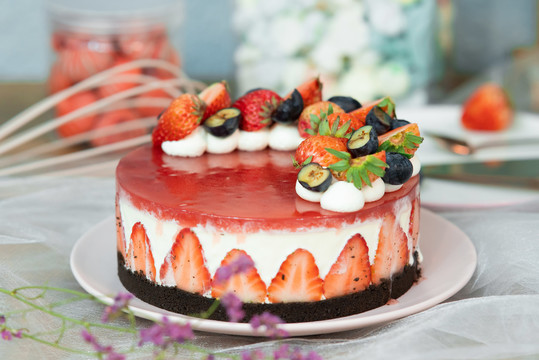 草莓牛奶蛋糕