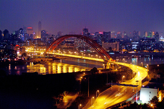 晴川桥夜景