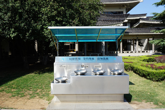 公共饮水器