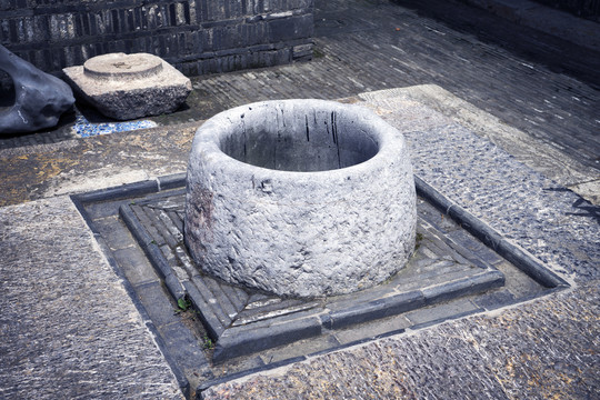 古代水井