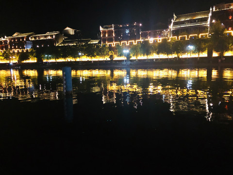 水上夜景