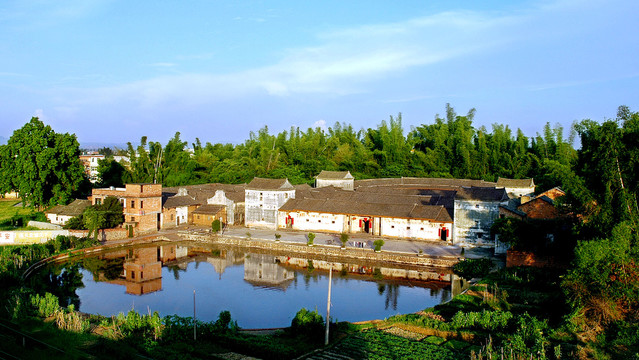 深圳风水大师客家建筑馨梓围