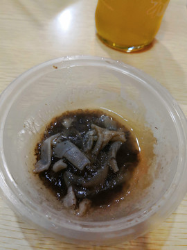 土笋冻