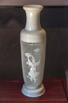 象牙雕刻花瓶