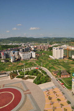 广场公司G