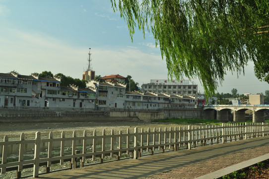 广场公司Y