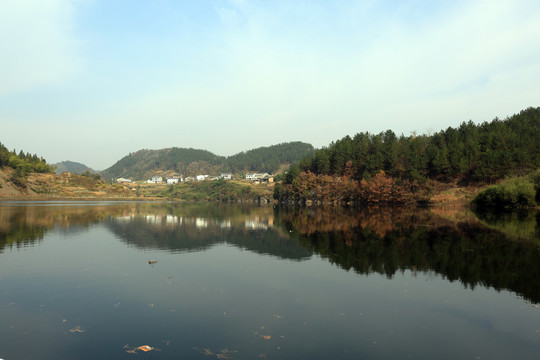 龙湖秋景BL