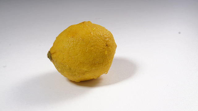 新鲜柠檬