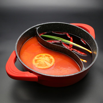 清油番茄鸳鸯锅