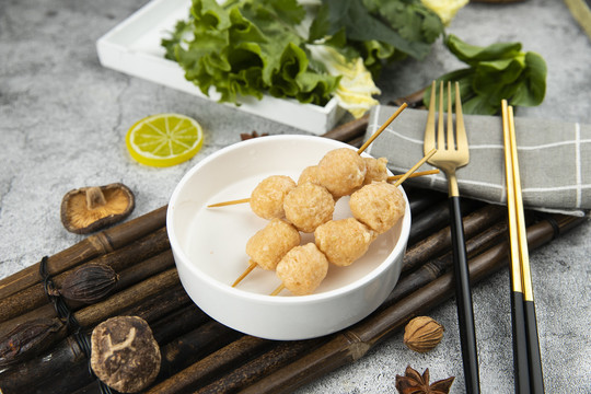 自选小火锅麻辣烫菜品鸡丸