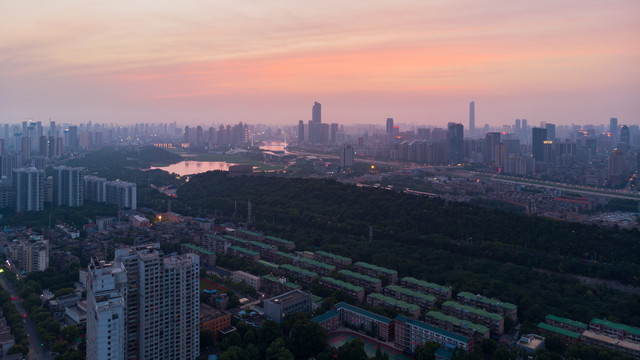 湖北武汉城市航拍傍晚和夜景风光