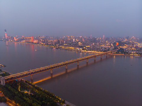 湖北武汉城市航拍傍晚和夜景风光