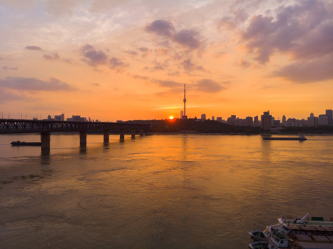 湖北武汉城市航拍傍晚和夜景风光