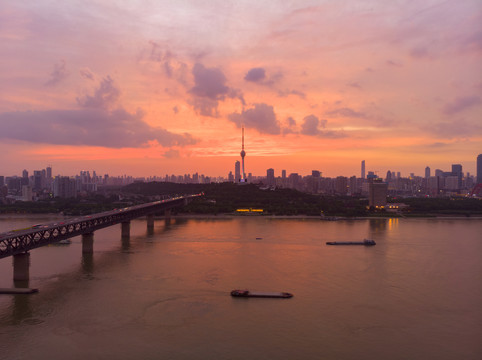 湖北武汉城市航拍傍晚和夜景风光