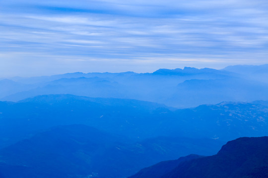 峨眉山