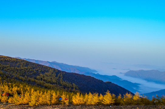 高山夕阳