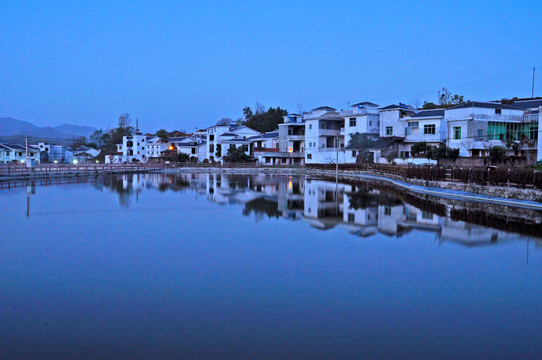 洞沟河夜景B