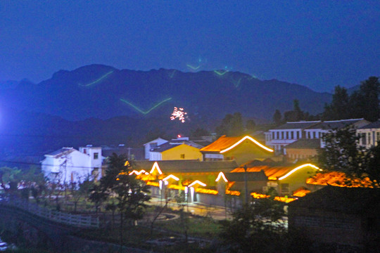 洞沟河夜景BT