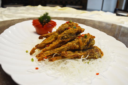 香酥鸭下巴