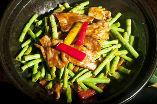 豆角炒肉