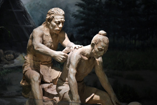 古代中医做手术场景雕塑