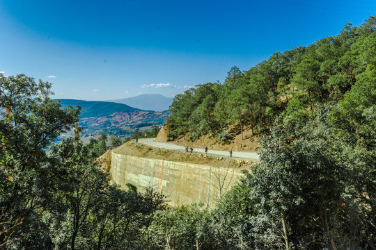 山区公路