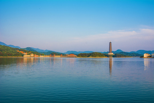 湖边风景