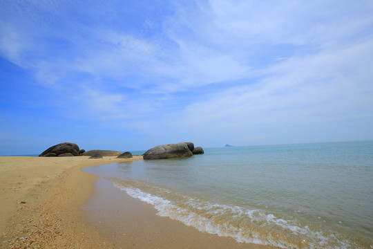 大海蓝天沙滩