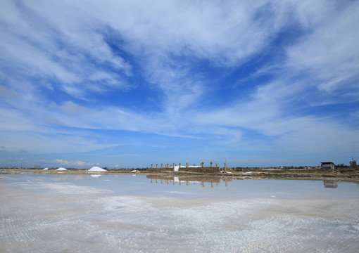 海南莺歌海盐田