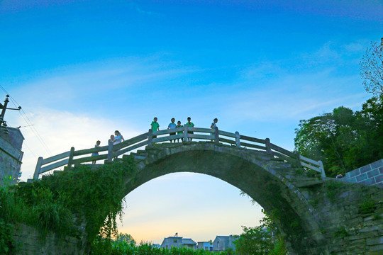 莲花石桥A