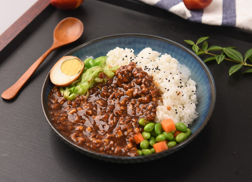 台湾卤肉饭