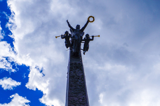 莫斯科胜利广场雕塑