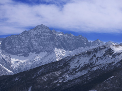 雪山之巅